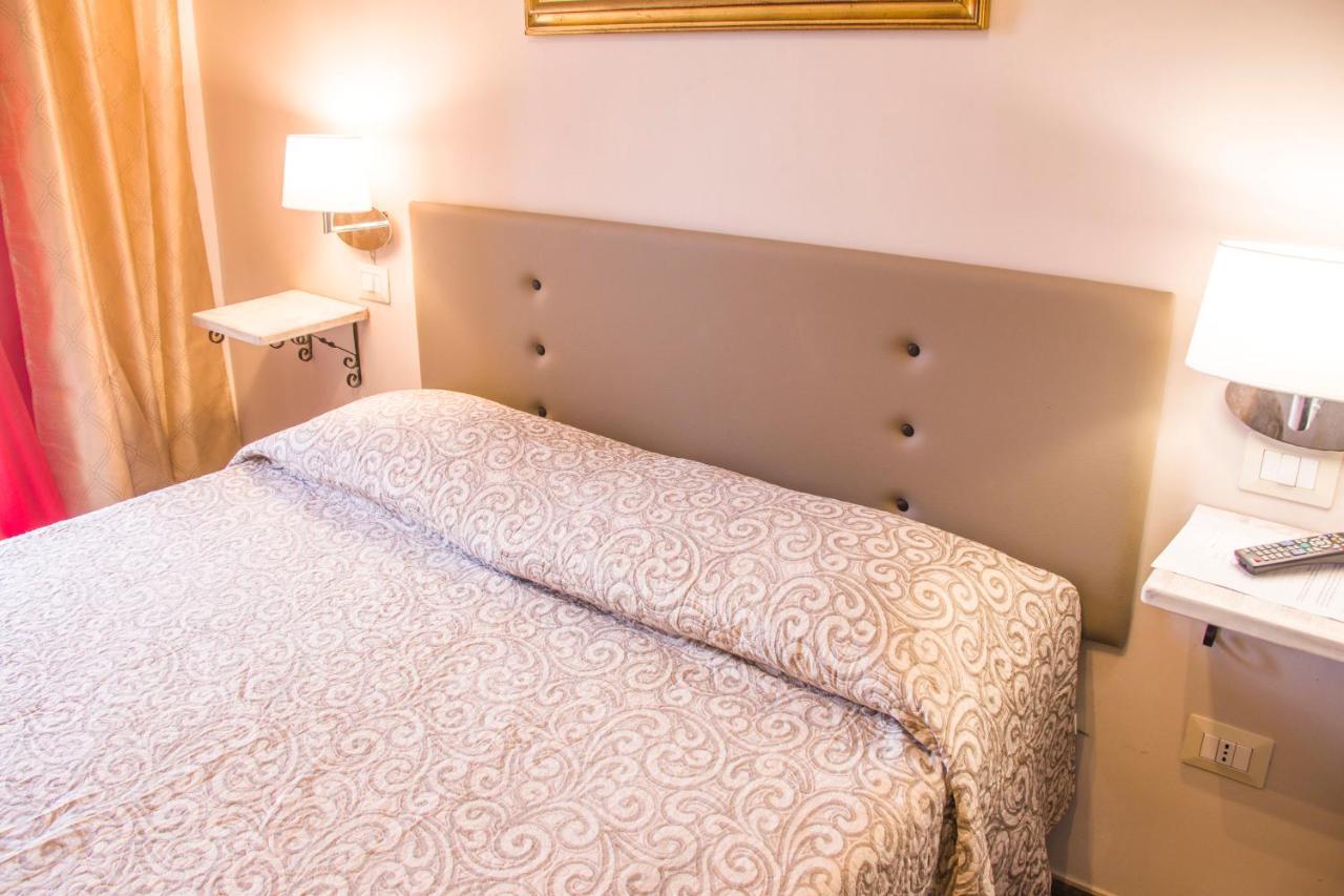 B&B Luxury Лечче Экстерьер фото